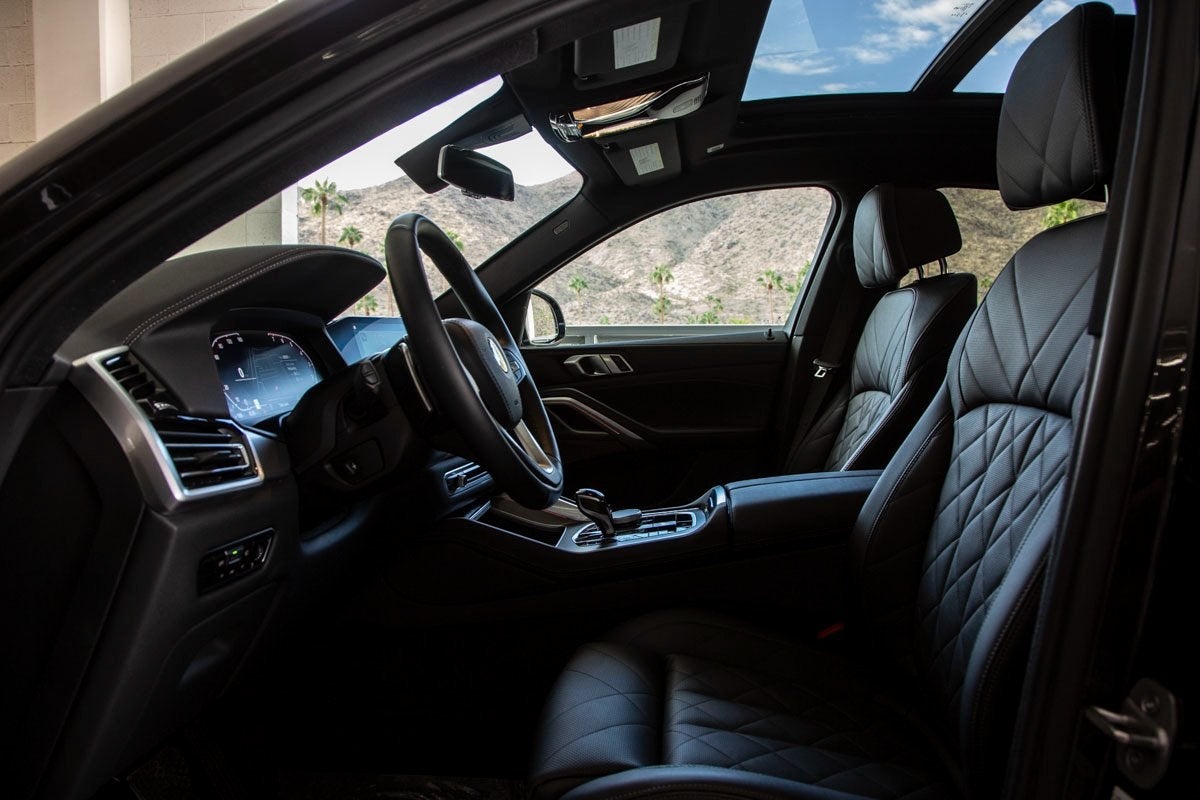 2023 BMW X6 xDrive40i