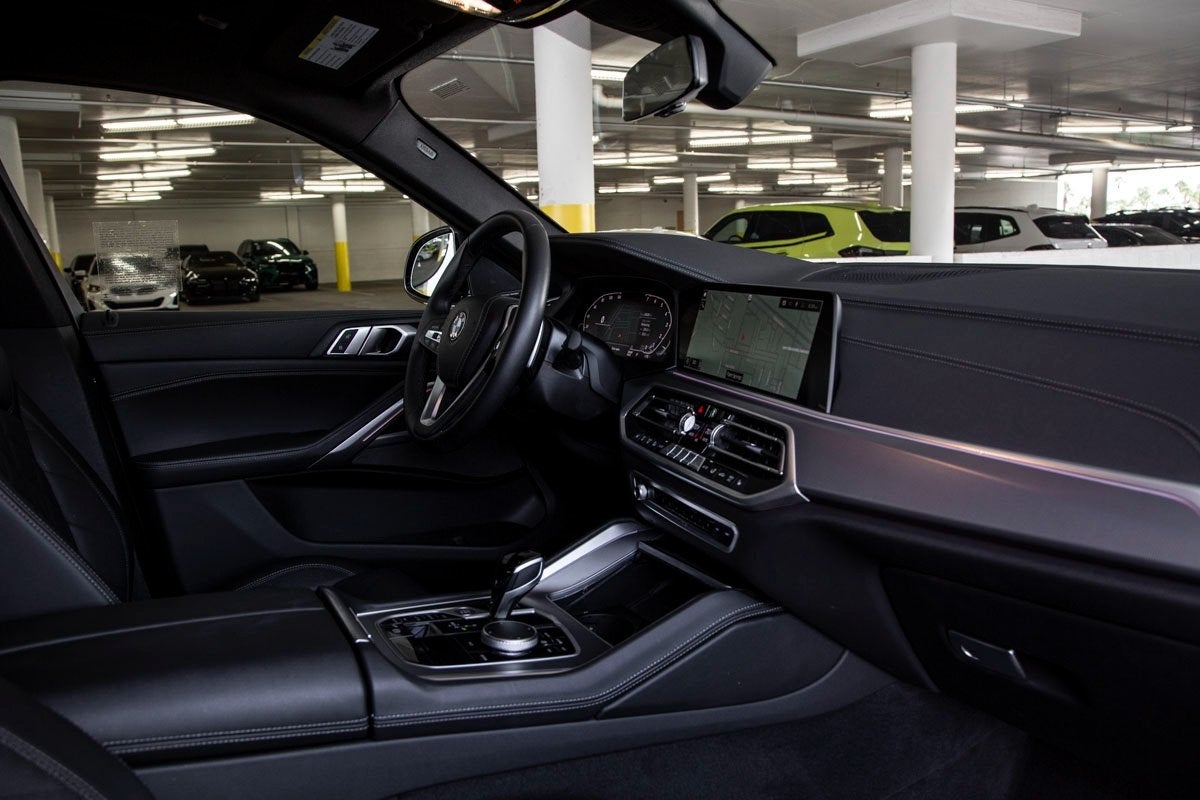 2023 BMW X6 xDrive40i