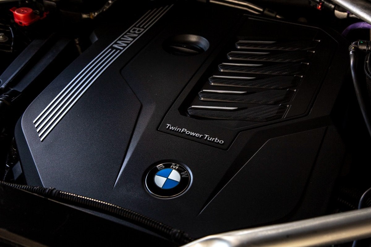 2023 BMW X6 xDrive40i