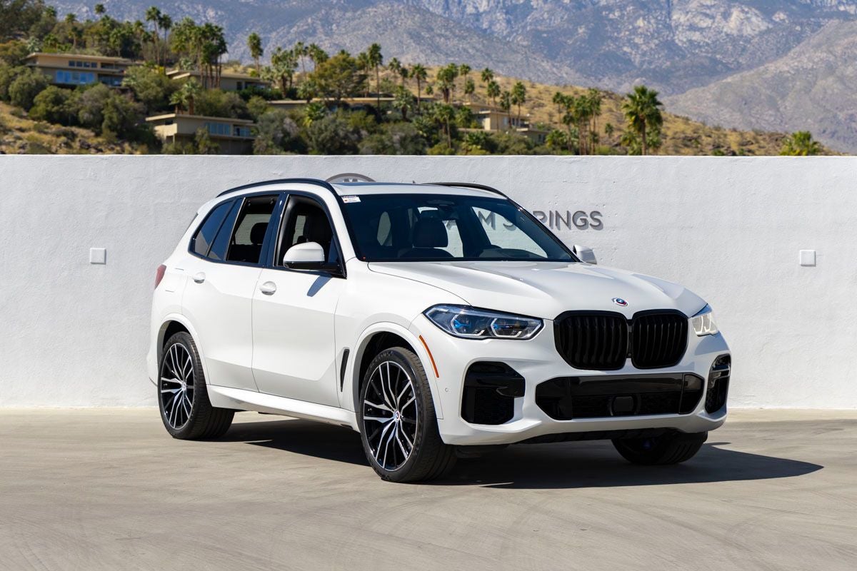 2023 BMW X5 M50i