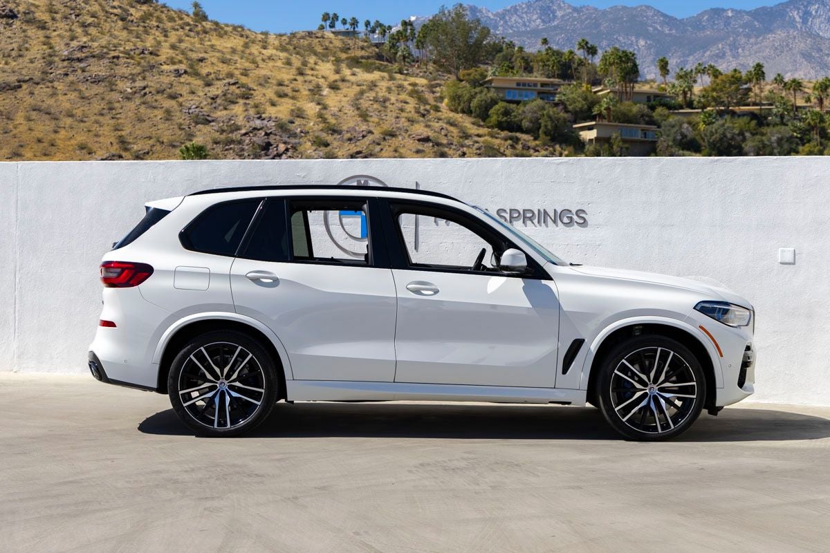 2023 BMW X5 M50i