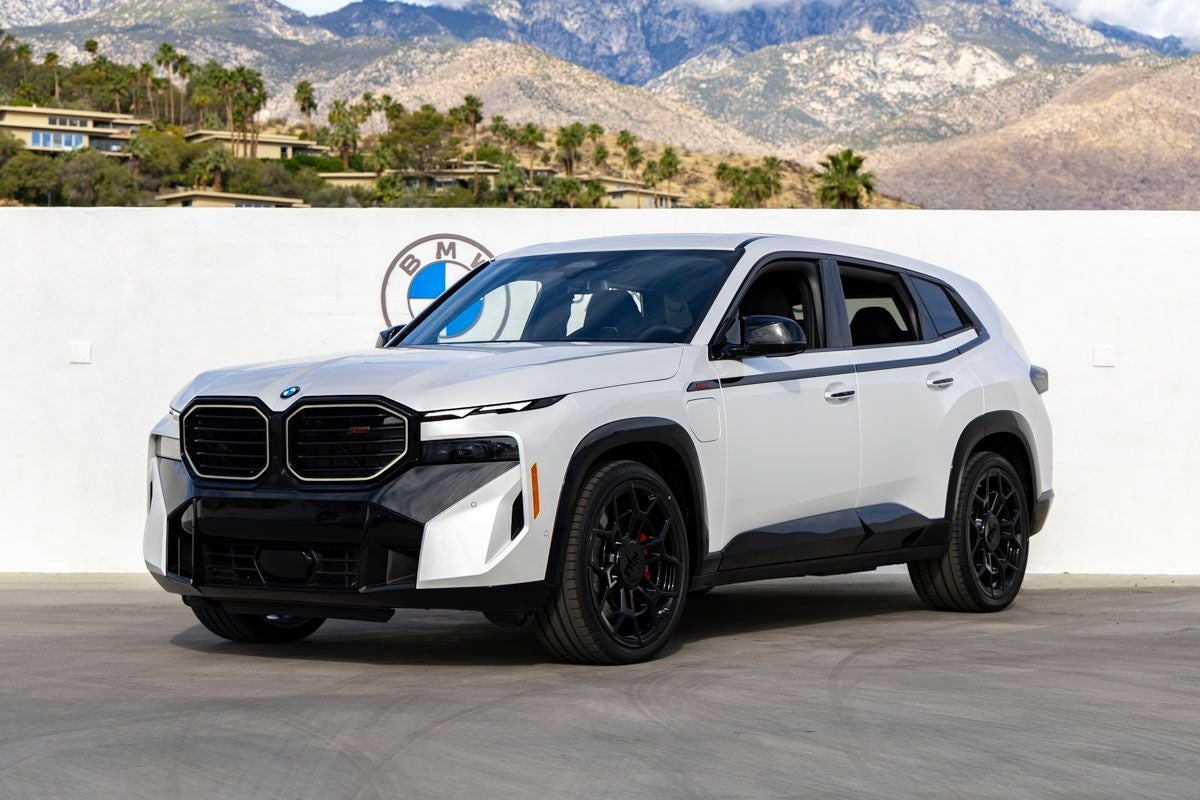 2026 BMW XM Label