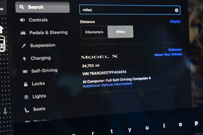 2023 Tesla Model X Base