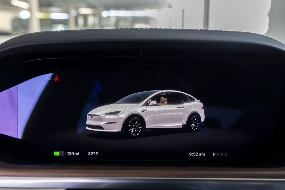 2023 Tesla Model X Base