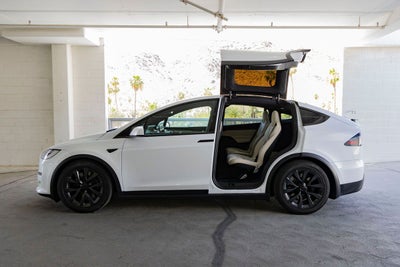 2023 Tesla Model X Base