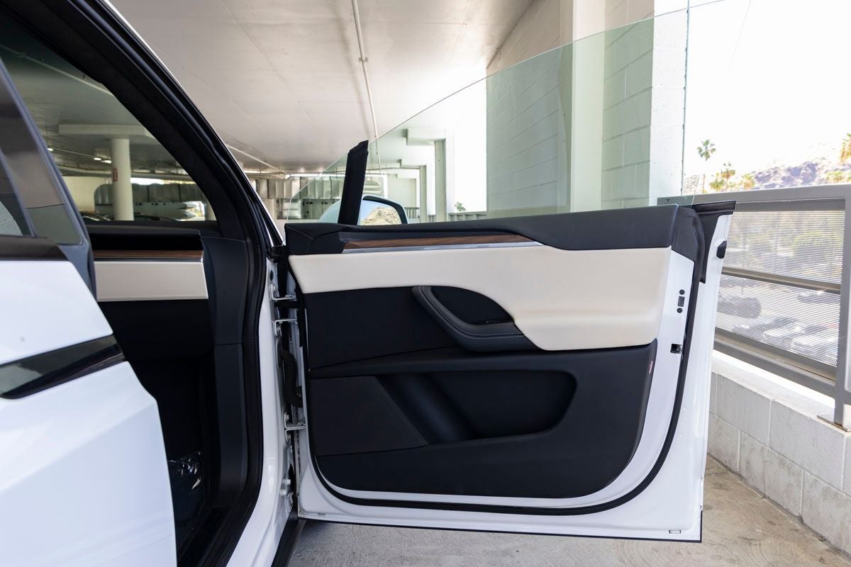 2023 Tesla Model X Base