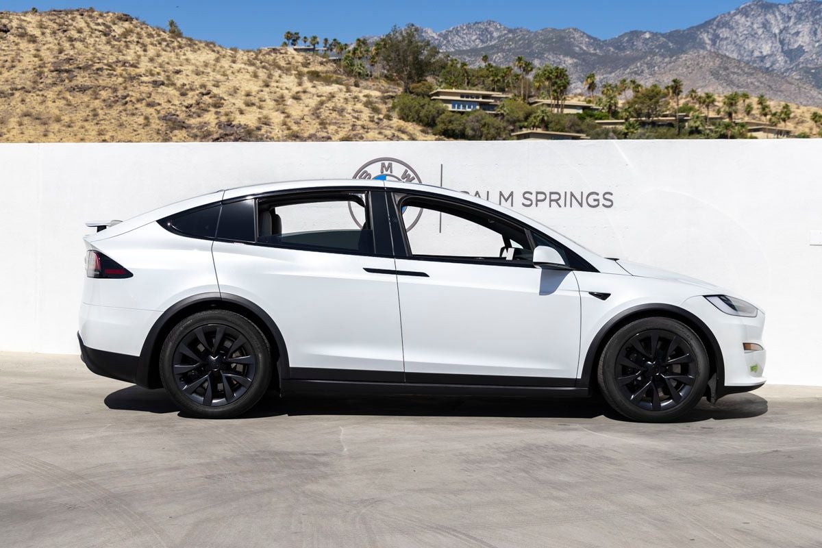 2023 Tesla Model X Base