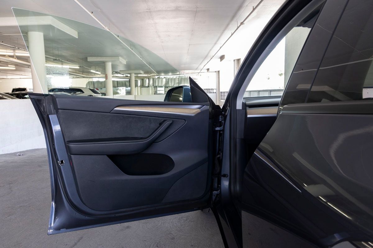 2023 Tesla Model Y Long Range - Photo 13