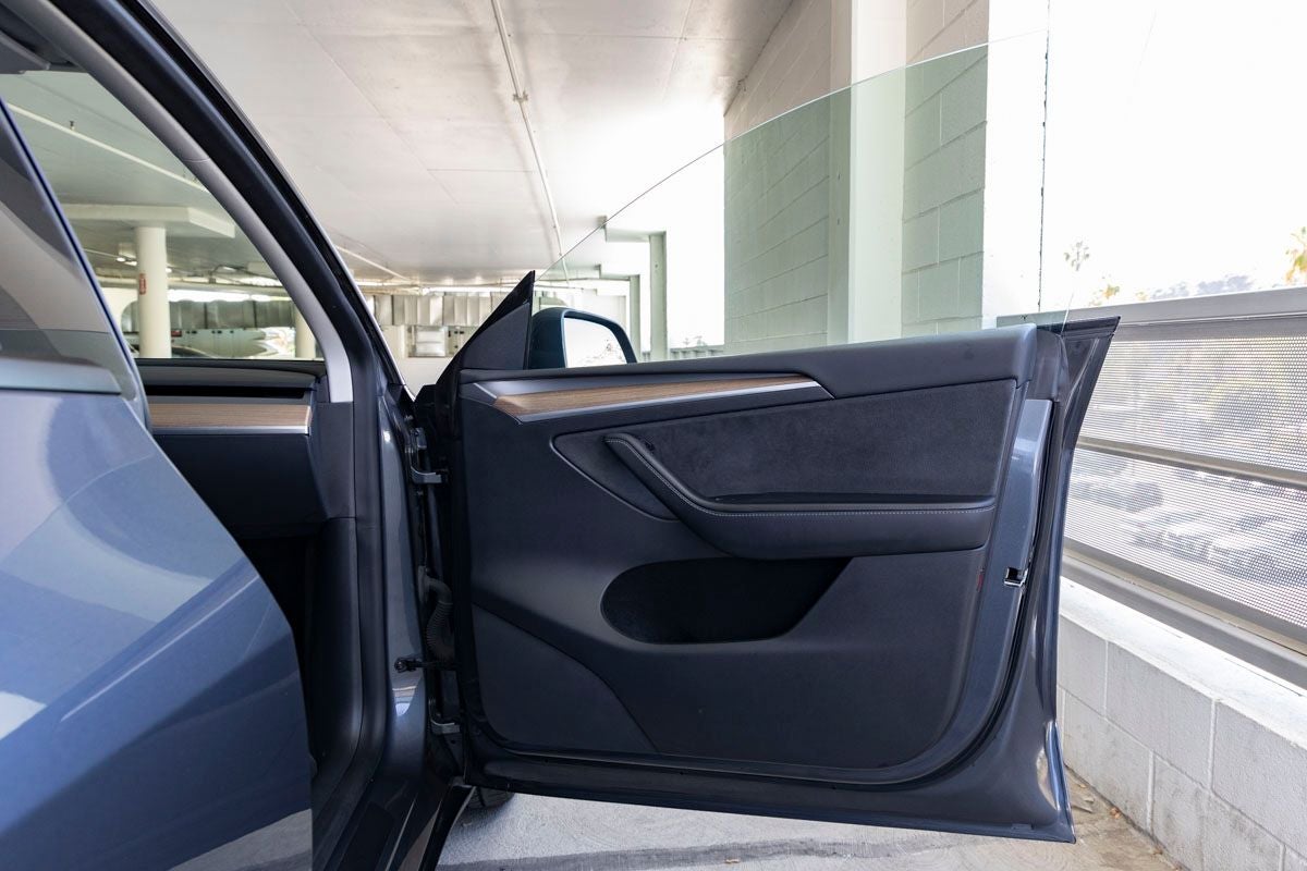 2023 Tesla Model Y Long Range - Photo 25