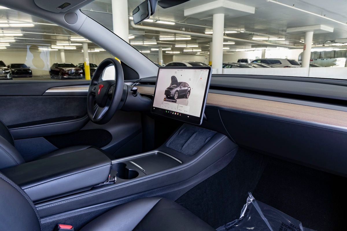 2023 Tesla Model Y Long Range - Photo 27