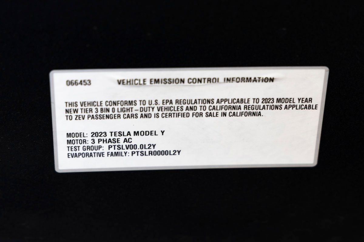 2023 Tesla Model Y Long Range - Photo 33
