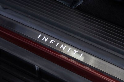 2025 INFINITI QX80 LUXE