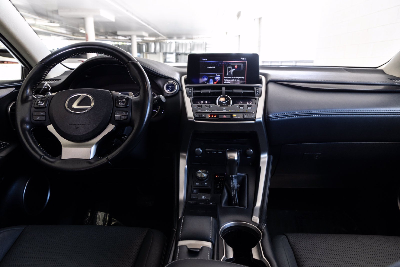 2020 Lexus NX Hybrid 300h - Photo 11