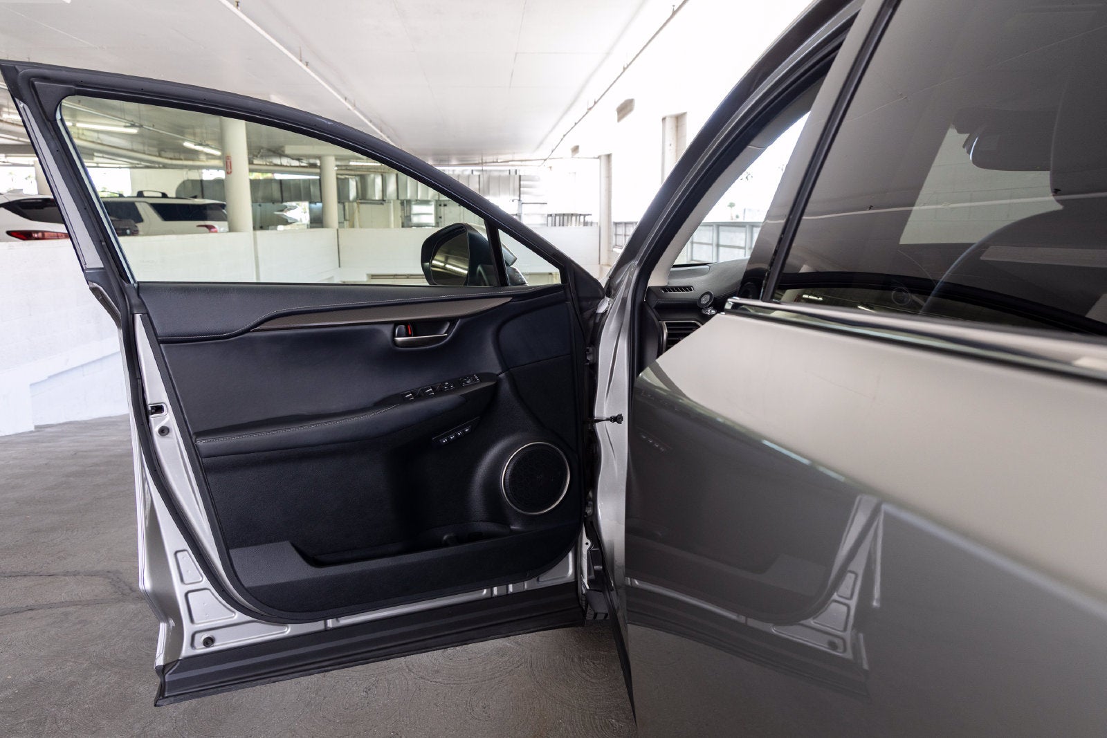 2020 Lexus NX Hybrid 300h - Photo 13