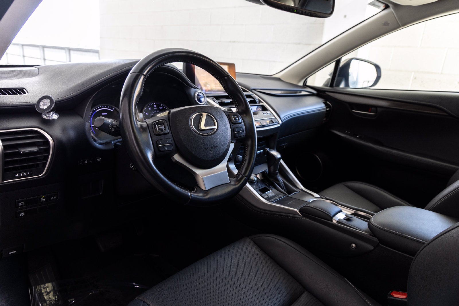 2020 Lexus NX 300h