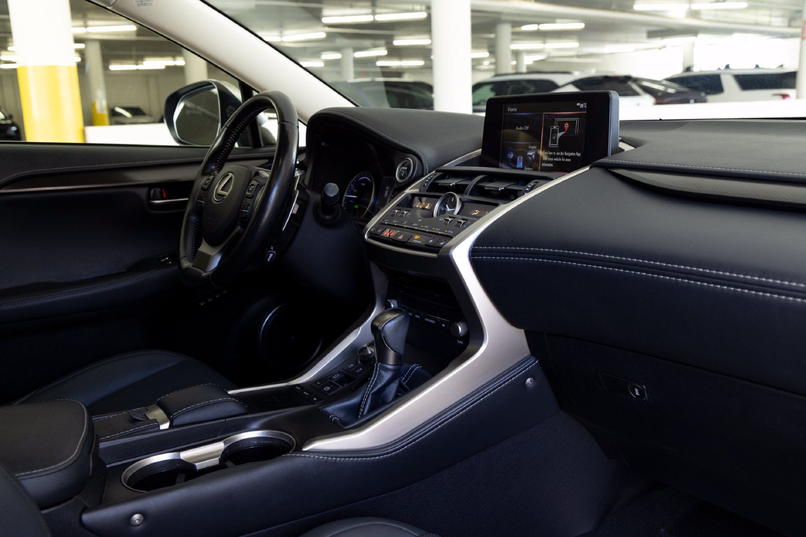 2020 Lexus NX Hybrid 300h - Photo 28