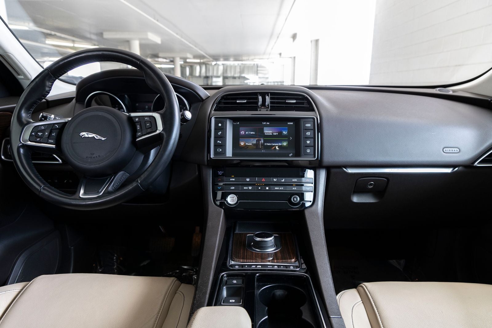 2018 Jaguar F-PACE 25t Prestige