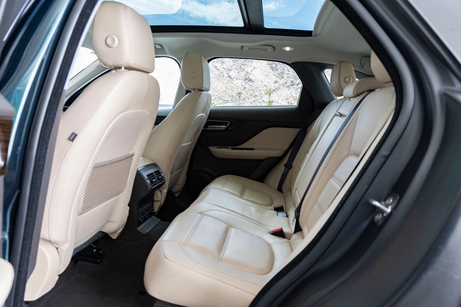 2018 Jaguar F-PACE 25t Prestige