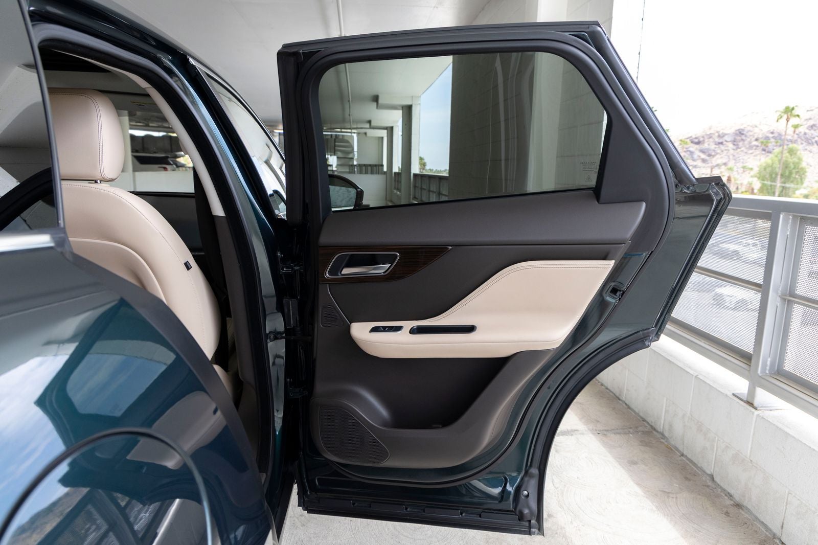 2018 Jaguar F-PACE 25t Prestige