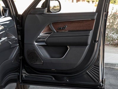 2025 Land Rover Range Rover Autobiography