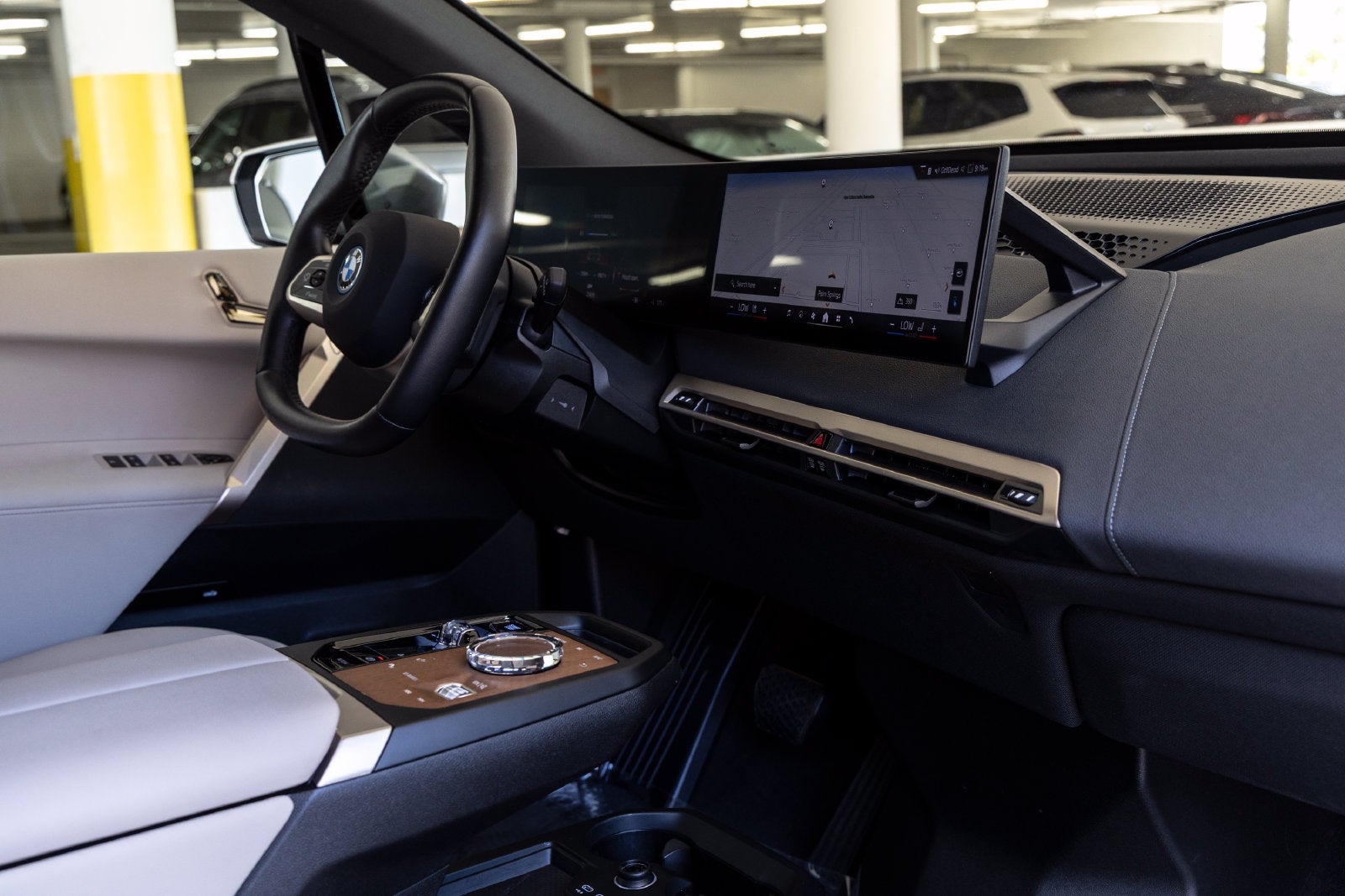 2024 BMW iX xDrive50
