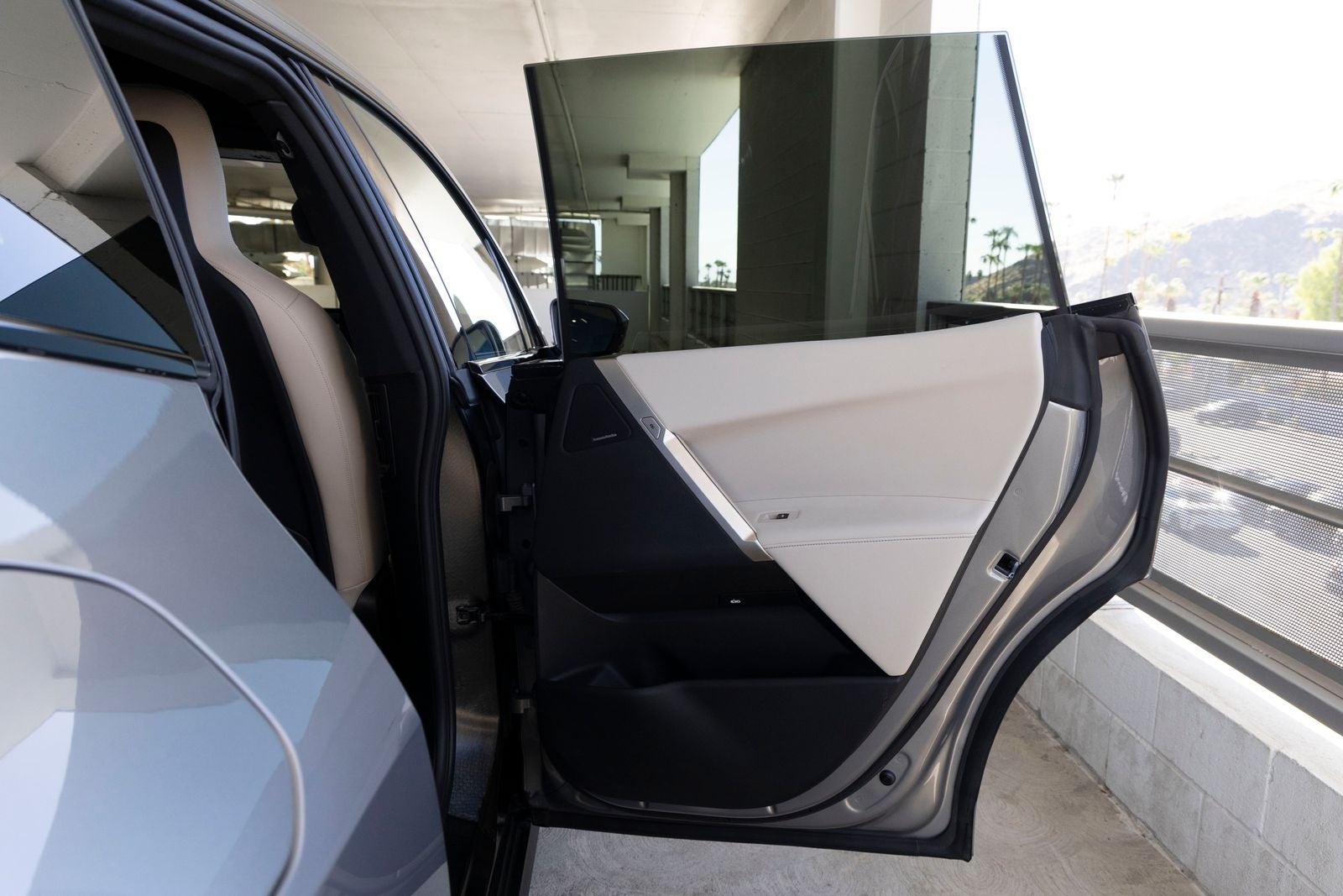 2024 BMW iX xDrive50