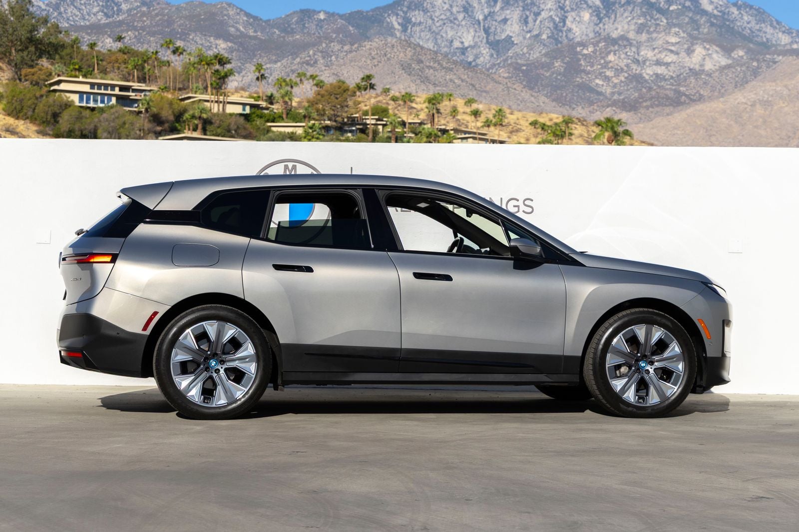2024 BMW iX xDrive50