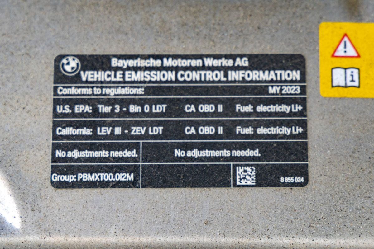 2023 BMW iX xDrive50 xDrive50