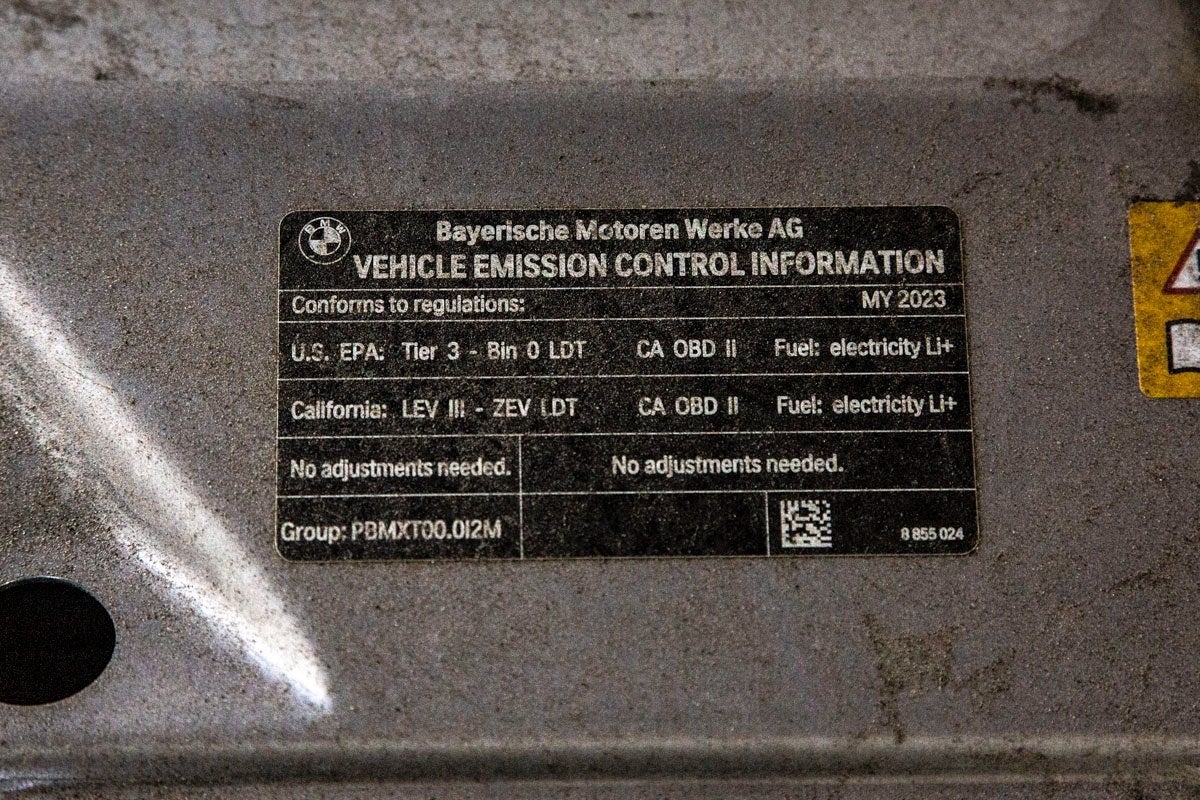 2023 BMW iX xDrive50 xDrive50