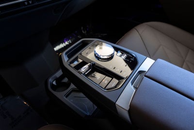 2025 BMW iX M60