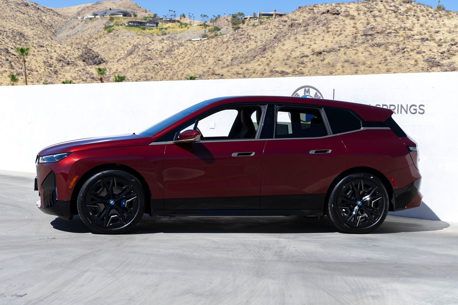 2025 BMW iX M60