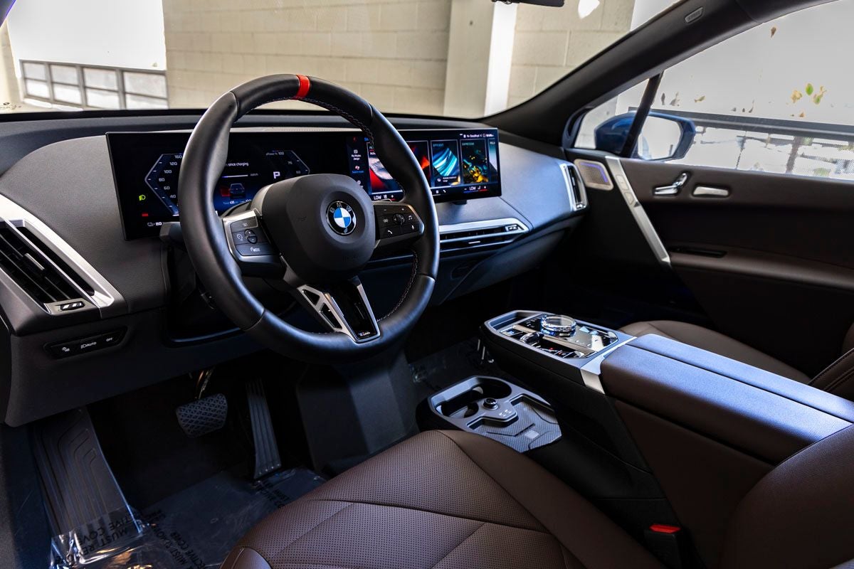 2025 BMW iX M60
