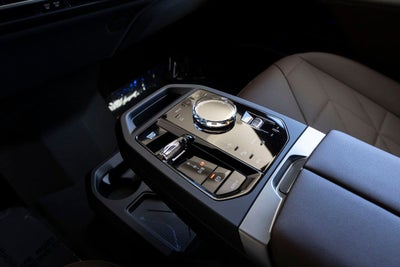 2025 BMW iX M60