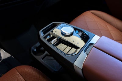 2025 BMW iX M60