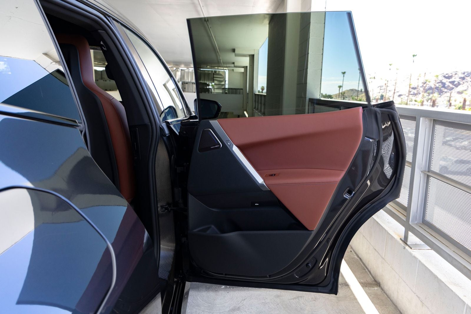 2025 BMW iX M60