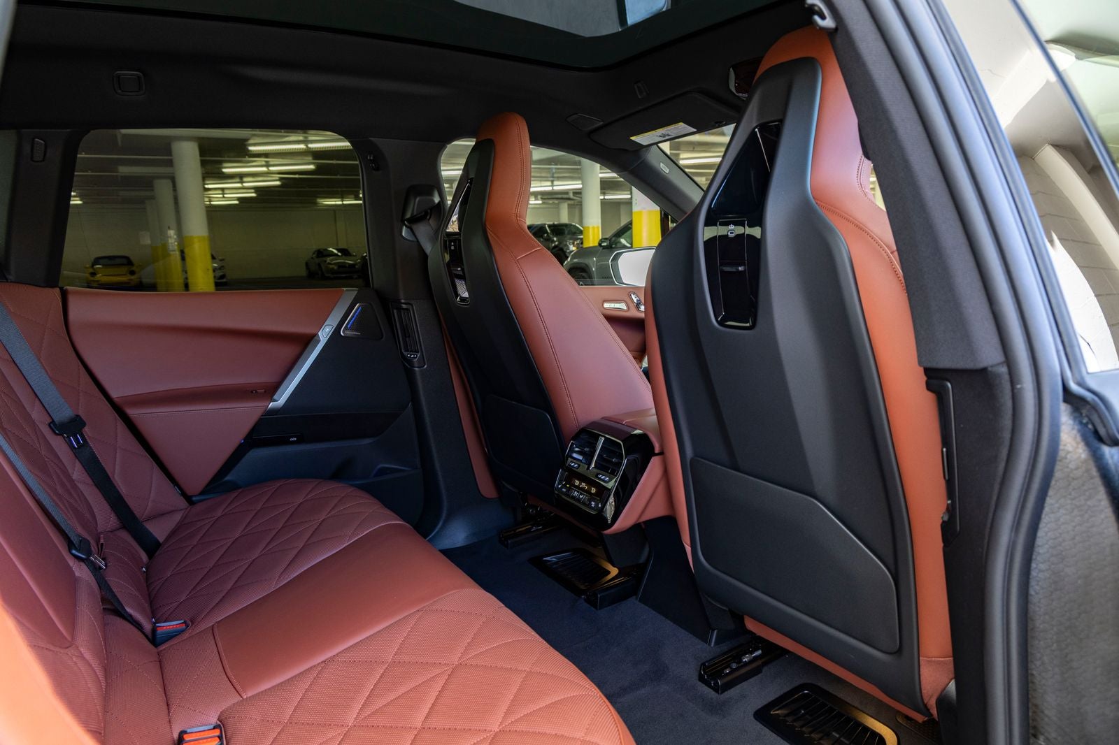 2025 BMW iX M60