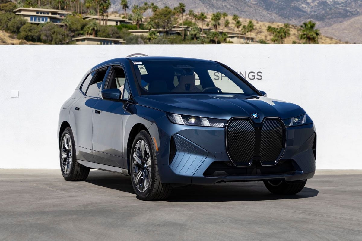 2026 BMW iX xDrive45