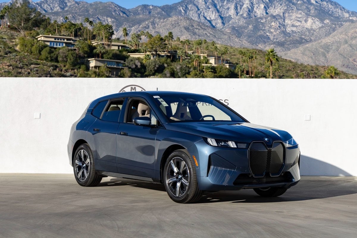 2026 BMW iX xDrive45