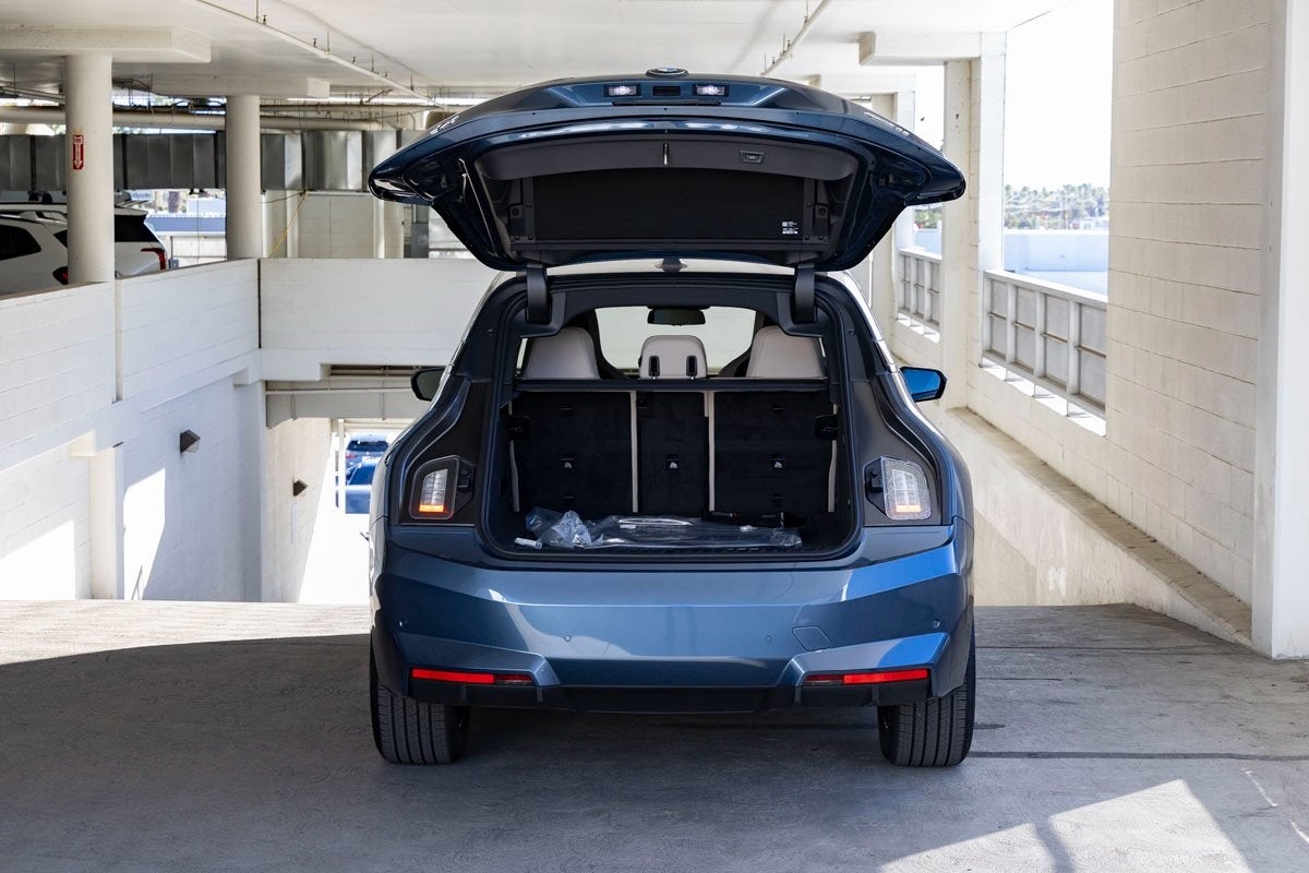 2026 BMW iX xDrive45