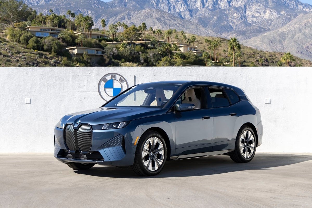 2026 BMW iX xDrive45