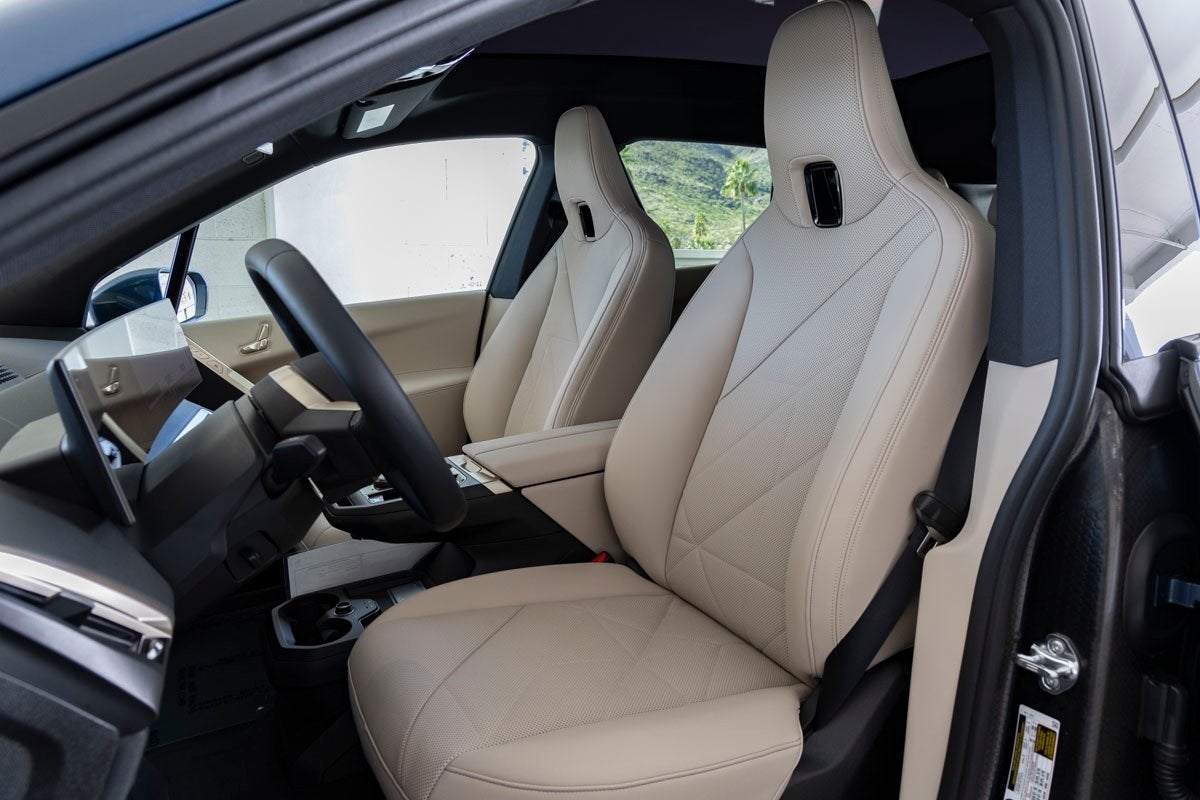 2026 BMW iX xDrive45
