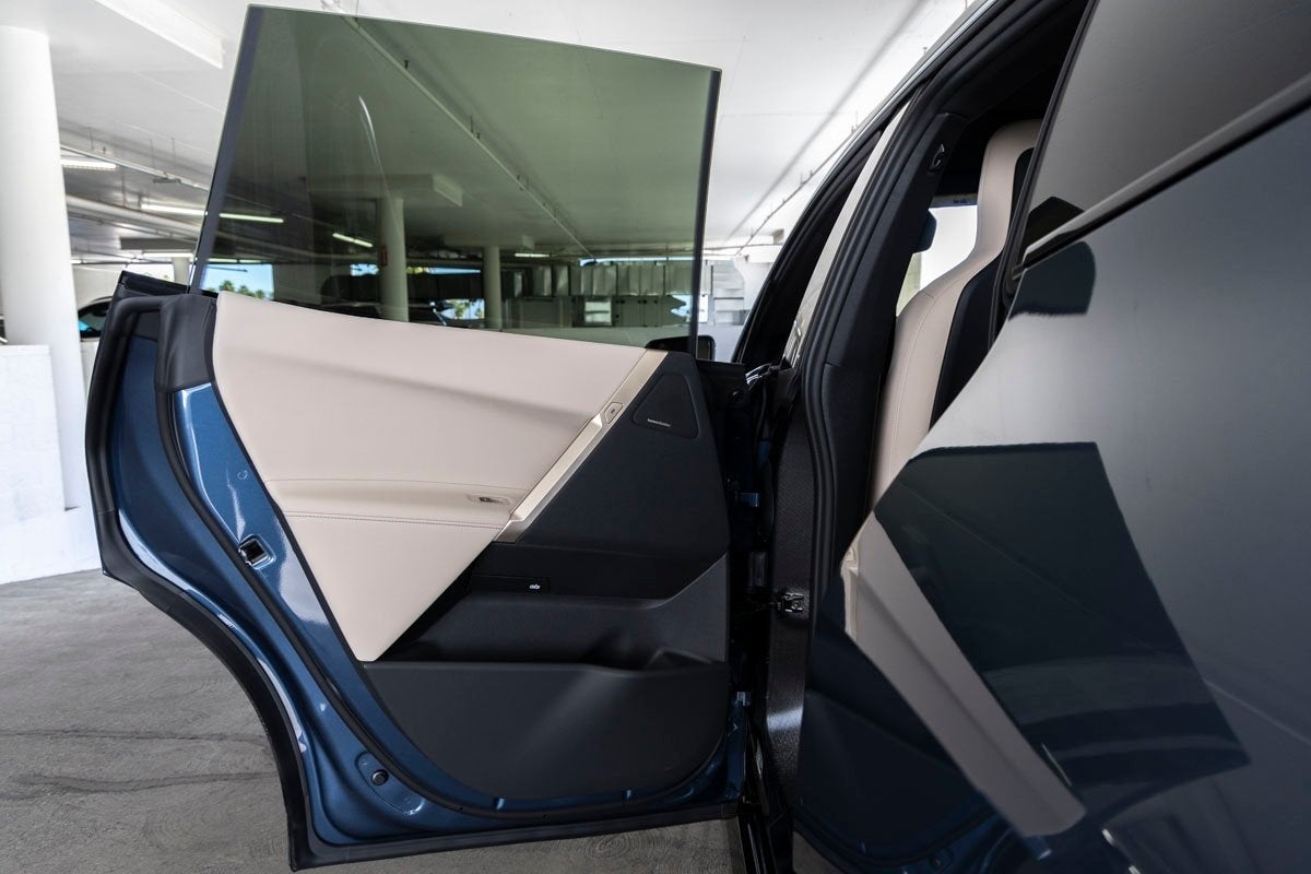 2026 BMW iX xDrive45