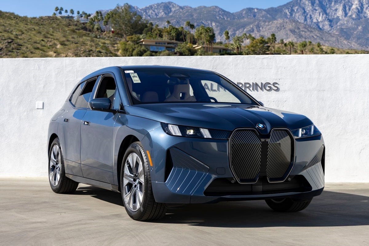 2026 BMW iX xDrive45