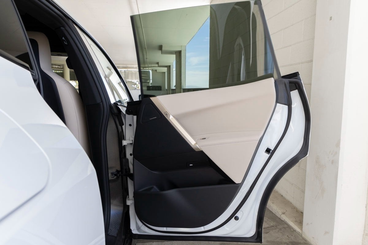 2026 BMW iX xDrive45