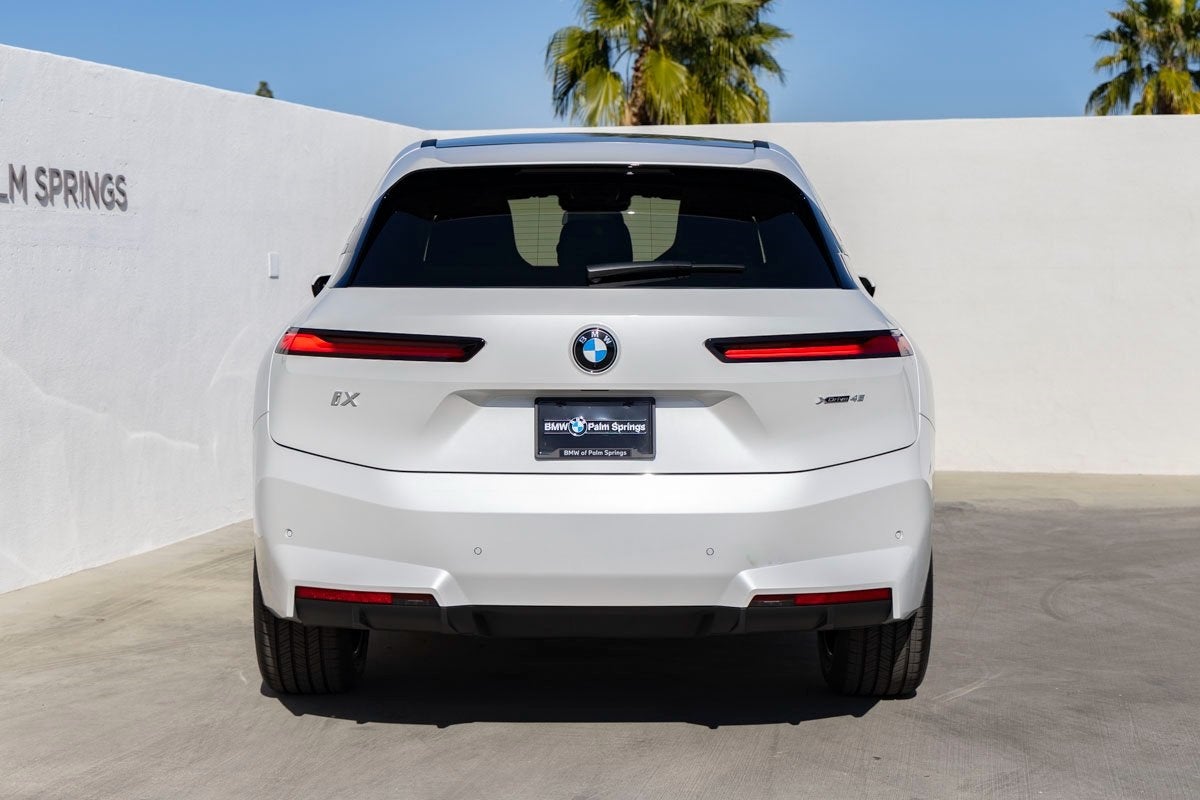 2026 BMW iX xDrive45