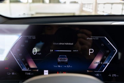 2026 BMW iX xDrive45