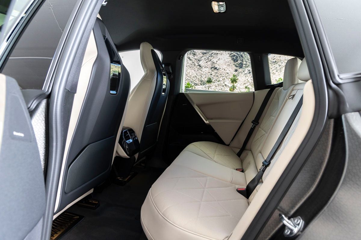 2026 BMW iX xDrive45