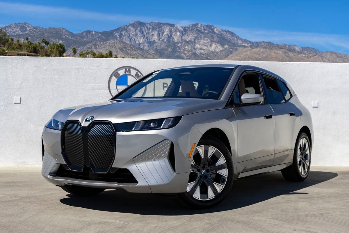 2026 BMW iX xDrive45