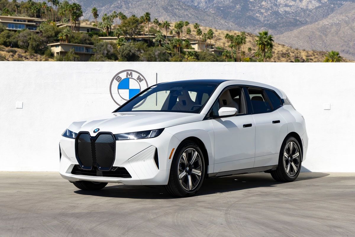 2026 BMW iX xDrive45