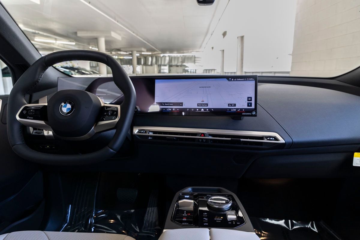2026 BMW iX xDrive60